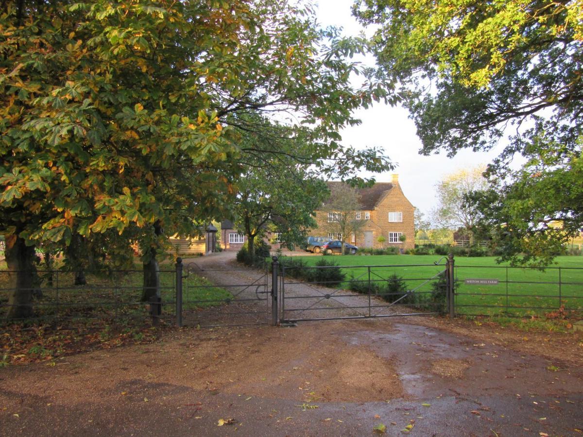 Bed and Breakfast Weston Hill Farm Moreton Pinkney Экстерьер фото